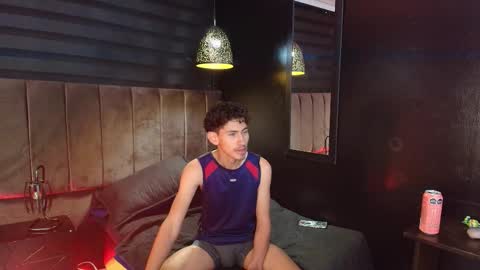 Snapshot of skinny_jean_ chatting on March 2026 09:19:02 PM skinny jean online show from March 2026 09:19:02 PM