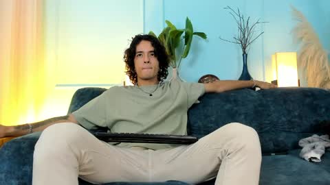 Snapshot of skinny_mac_ chatting on April 2026 02:32:02 PM Mac online show from April 2026 02:32:02 PM