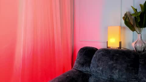 Snapshot of skinny_mac_ chatting on April 2026 06:10:01 PM Mac online show from April 2026 06:10:01 PM