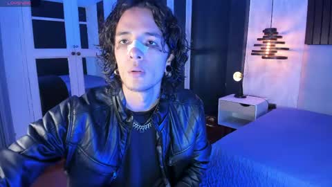 Snapshot of skinny_mac_ chatting on April 2026 01:52:02 PM Mac online show from April 2026 01:52:02 PM