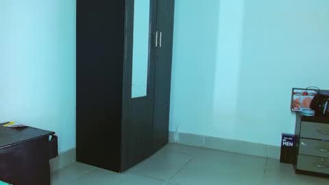 skinny marked online show from February 2025 06:58:01 PM