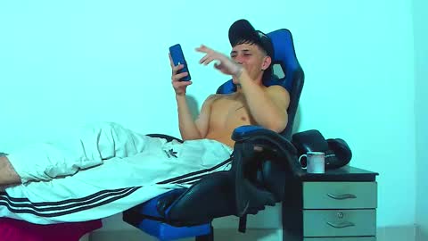 skinny marked online show from December 2025 04:42:02 AM