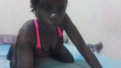 Munah online show from October 2025 07:57:02 PM