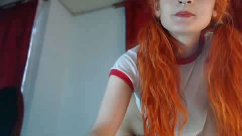 Snapshot of skinny_raven chatting on April 2026 10:34:02 PM Marion online show from April 2026 10:34:02 PM