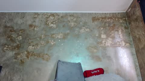 Snapshot of skinny_yizz chatting on January 2025 09:25:02 PM Only Pvt online show from January 2025 09:25:02 PM