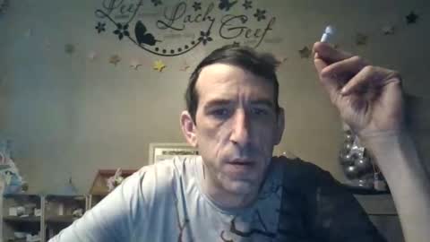 Snapshot of skinnybigcock2 chatting on January 2026 08:20:01 AM SkinnyBigCock2 online show from January 2026 08:20:01 AM