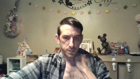 Snapshot of skinnybigcock2 chatting on February 2026 04:11:01 AM SkinnyBigCock2 online show from February 2026 04:11:01 AM