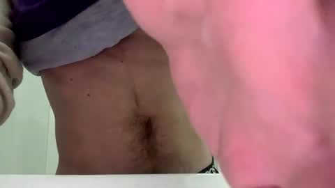 Snapshot of skinnybigdk chatting on January 2025 05:20:02 PM skinnybigdk online show from January 2025 05:20:02 PM