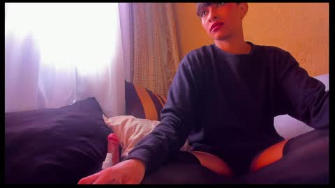 skinnybody_ online show from April 2026 05:28:01 PM