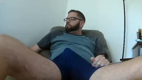 Snapshot of skinnydadbod chatting on October 2025 05:23:02 PM B online show from October 2025 05:23:02 PM