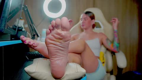 GoddessSkinny online show from January 2025 02:54:01 AM