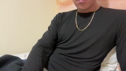 Snapshot of skinnypapi chatting on November 2025 01:26:02 AM papi online show from November 2025 01:26:02 AM