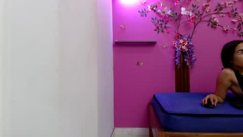 sofia online show from February 2026 01:31:01 PM