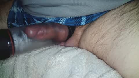 Snapshot of skip0028 chatting on January 2025 03:06:02 AM CoCKFun online show from January 2025 03:06:02 AM