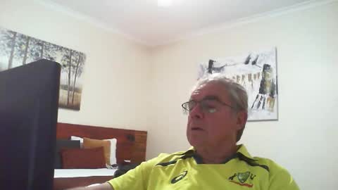 Snapshot of skipper1970 chatting on March 2026 07:15:01 AM Skipper1970 online show from March 2026 07:15:01 AM