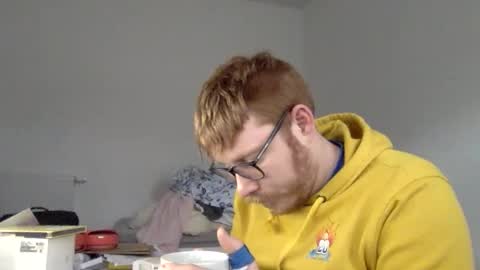 Snapshot of sklave_s chatting on December 2024 12:27:02 PM sklave_s online show from December 2024 12:27:02 PM