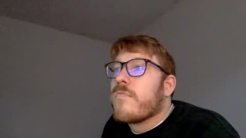 Snapshot of sklave_s chatting on December 2024 02:27:01 PM sklave_s online show from December 2024 02:27:01 PM