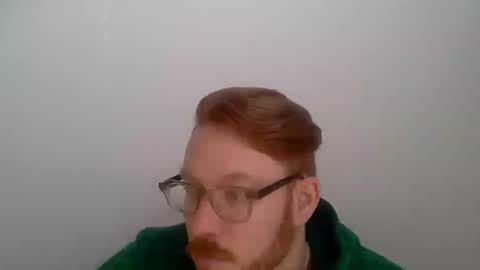 Snapshot of sklave_s chatting on April 2026 04:31:02 PM sklave_s online show from April 2026 04:31:02 PM