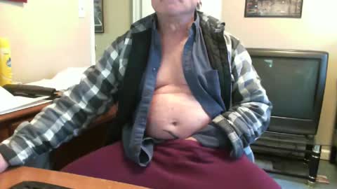 Snapshot of skn1960e chatting on January 2025 03:18:02 PM skn1960e online show from January 2025 03:18:02 PM