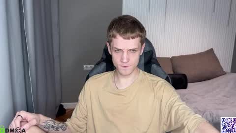 Snapshot of sky_hunter chatting on October 2025 05:46:02 PM sky_hunter online show from October 2025 05:46:02 PM