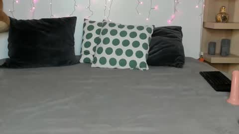 sky_sasha online show from March 2025 04:24:02 PM