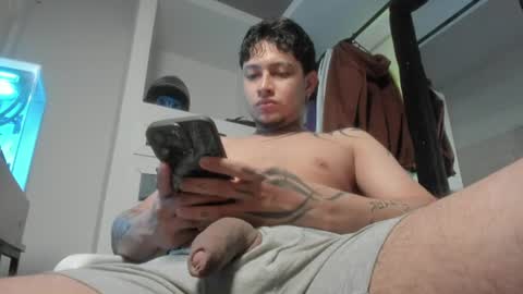 Snapshot of sky_wild chatting on July 2026 05:03:02 AM sky_wild online show from July 2026 05:03:02 AM