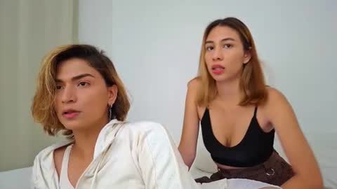 Snapshot of skyamber8v2 chatting on June 2026 12:32:02 AM Vi online show from June 2026 12:32:02 AM