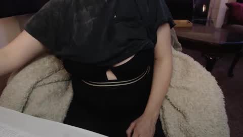 SKYLE   online show from October 2025 06:54:01 AM