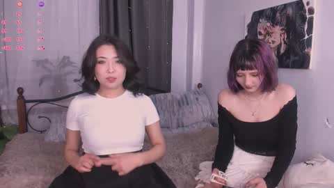 skyglow_ online show from October 2025 05:28:01 PM