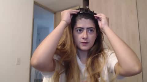 Skyler online show from January 2025 03:02:01 AM