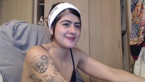 Skyler online show from February 2025 01:41:01 AM