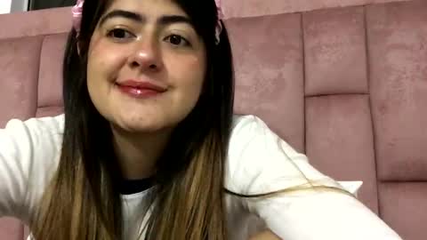 Skyler online show from October 2025 02:59:01 AM