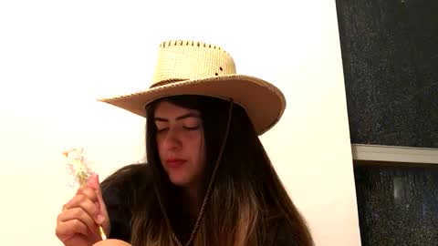 Skyler online show from December 2025 02:51:02 AM