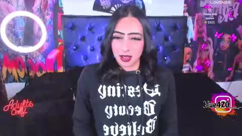 Snapshot of skyler__blue4 chatting on June 2026 04:21:02 PM blue online show from June 2026 04:21:02 PM