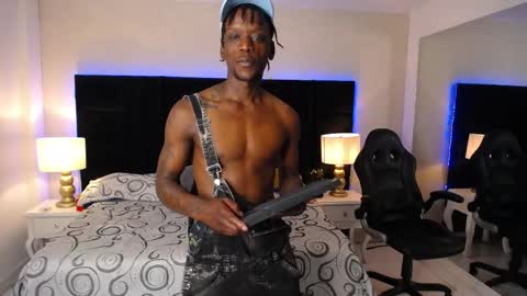 SKYLERBIGXXX online show from April 2026 04:41:01 AM