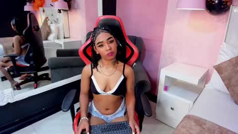 skylerbloom online show from October 2025 03:36:02 AM