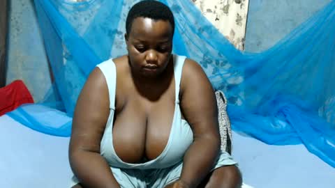Snapshot of skylla07 chatting on June 2026 04:37:02 AM sheliah online show from June 2026 04:37:02 AM