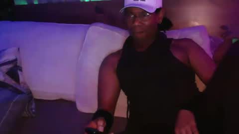 skyonetoo3 online show from March 2025 05:31:02 AM