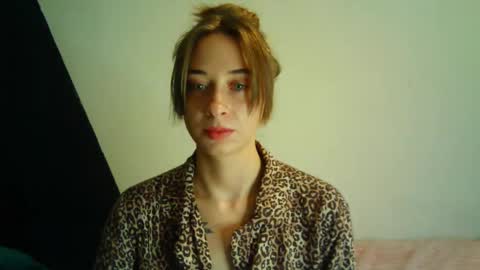 Snapshot of skyremnant chatting on February 2026 10:59:01 AM skyremnant online show from February 2026 10:59:01 AM