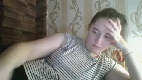 skyressie333 online show from December 2025 08:51:01 PM