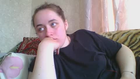 skyressie333 online show from April 2026 09:46:02 AM