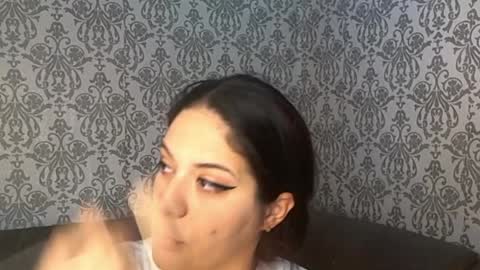 Snapshot of skysupernova chatting on April 2026 08:00:02 AM Sky online show from April 2026 08:00:02 AM