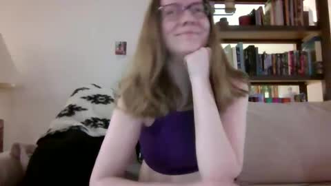 Snapshot of skywinters chatting on April 2026 02:47:01 PM Sky Winters online show from April 2026 02:47:01 PM