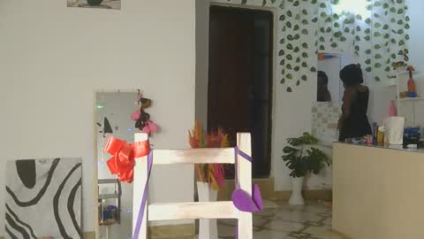 Bella online show from November 2025 02:32:01 AM