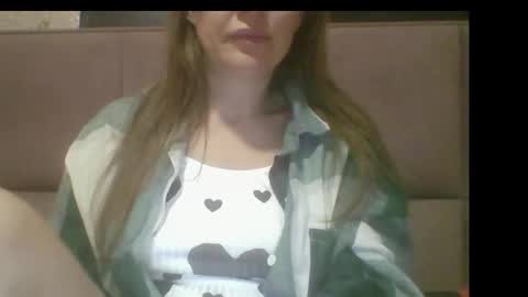 Snapshot of sladkiegubki chatting on October 2025 09:59:01 PM Sladkiegubki online show from October 2025 09:59:01 PM