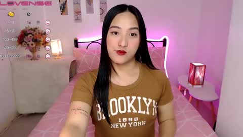 Snapshot of slave_amanda69 chatting on December 2024 03:26:01 AM Queen Cyrine online show from December 2024 03:26:01 AM