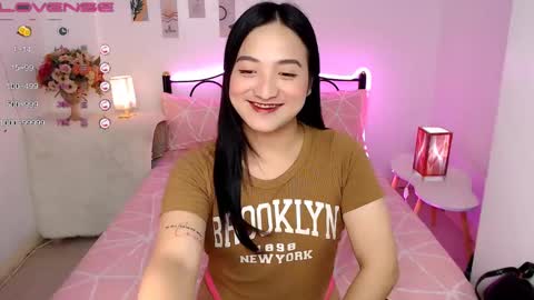 Snapshot of slave_amanda69 chatting on December 2024 06:32:01 AM Queen Cyrine online show from December 2024 06:32:01 AM