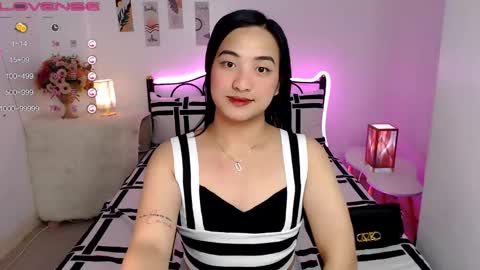 Snapshot of slave_amanda69 chatting on January 2025 06:46:01 AM Queen Cyrine online show from January 2025 06:46:01 AM