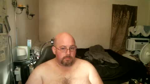Snapshot of slavejim518 chatting on December 2024 06:57:02 AM slavejim online show from December 2024 06:57:02 AM