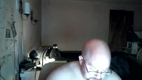 Snapshot of slavejim518 chatting on December 2025 12:48:01 AM slavejim online show from December 2025 12:48:01 AM